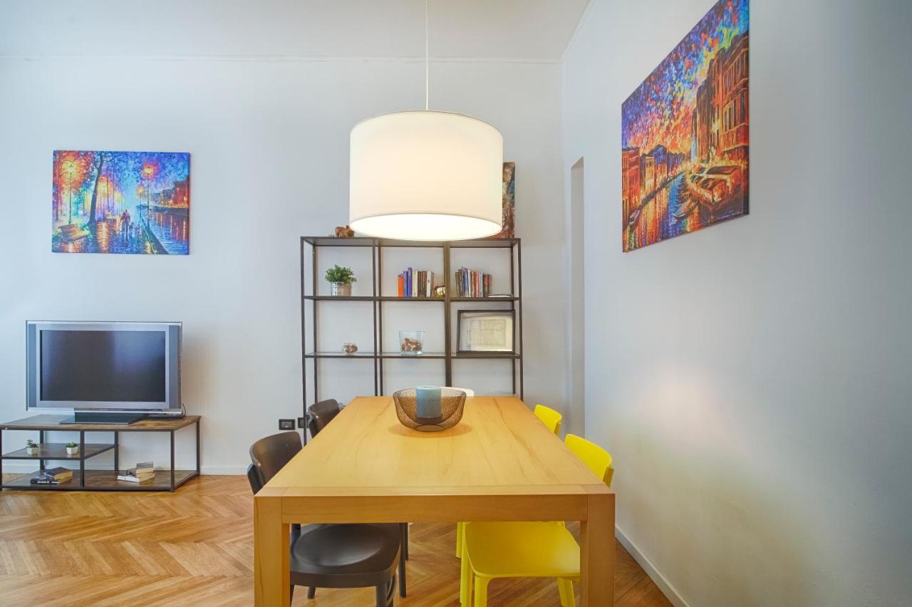 Mihaela Apartment - Charme Near The Station Trieste Bagian luar foto